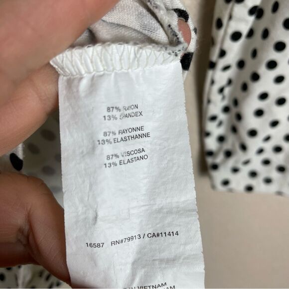 A Pea In The Pod Polka Dot Maternity Top Size L - Picture 5 of 5